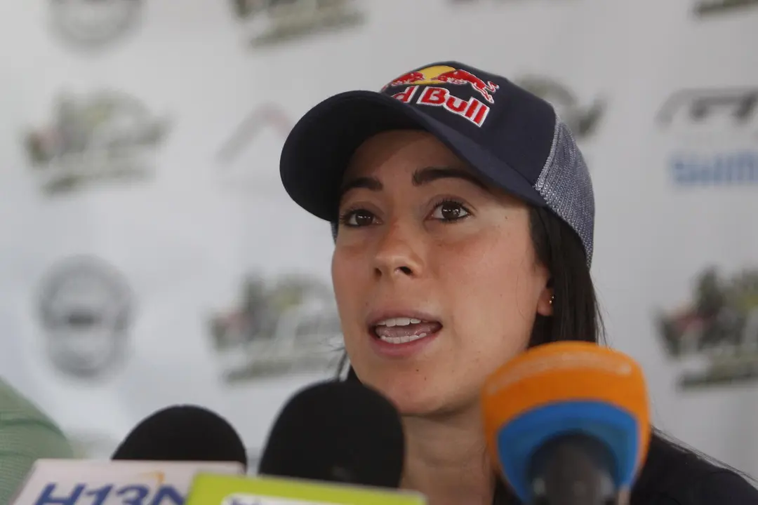 Imagen de archivo de la bicampeona ol&iacute;mpica en BMX, la colombiana Mariana Paj&oacute;n, quien ha evaluado este mi&eacute;rcoles sus expectativas para los Juegos de Par&iacute;s 2024. EFE/Luis Eduardo Noriega A.