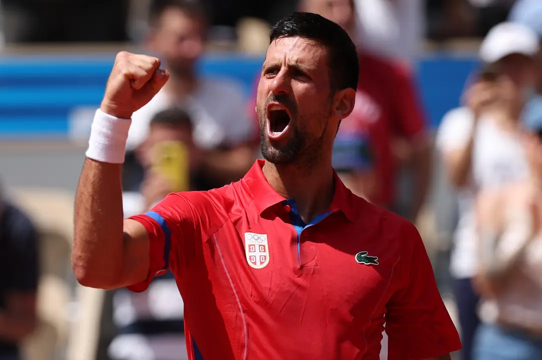 El tenista serbio Novak Djokovic celebra tras ganar al alem&aacute;n Dominik Koepfer. EFE/ Juanjo Mart&iacute;n
