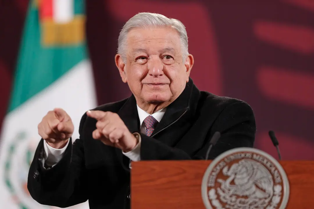 El presidente de M&eacute;xico, Andr&eacute;s Manuel L&oacute;pez Obrador, habla durante su rueda de prensa matutina en el Palacio Nacional de la Ciudad de M&eacute;xico (M&eacute;xico). Archivo. EFE/ Isaac Esquivel