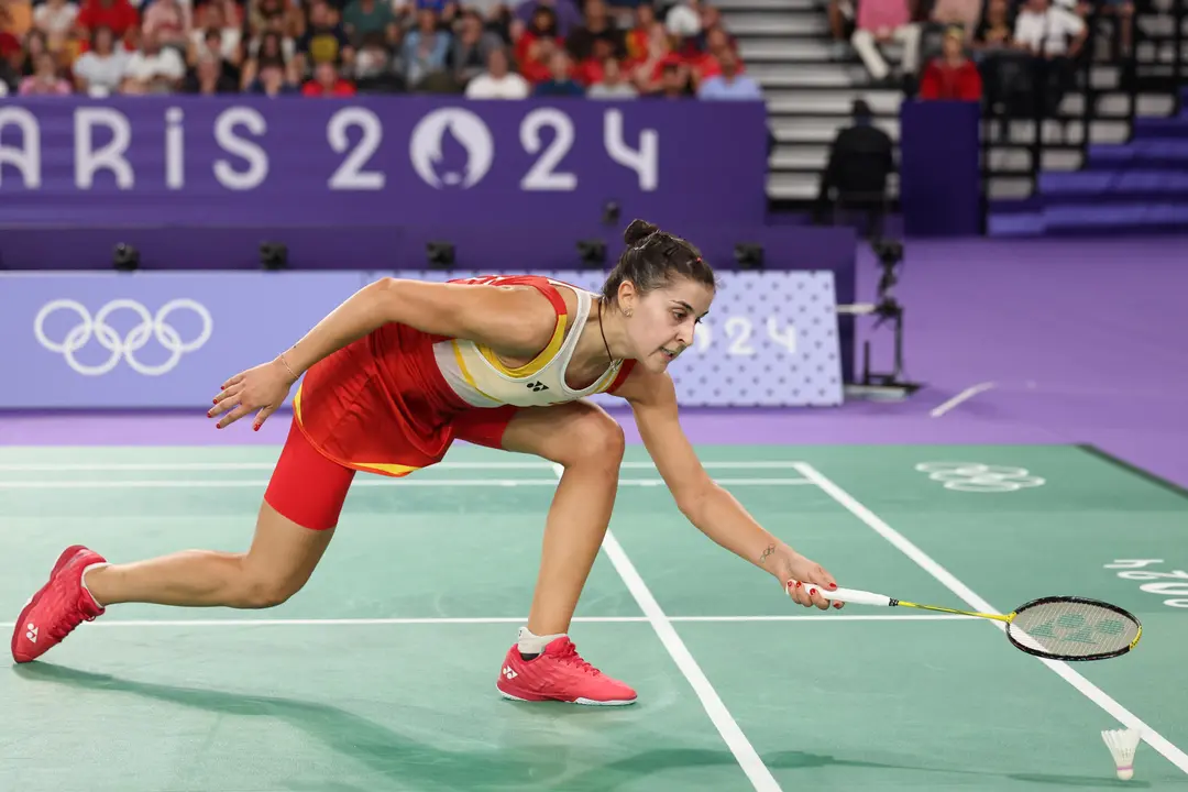 Carolina Marin, en un momento de la semifinal ol&iacute;mpica de b&aacute;dminton contra He Bing Jiao, de China, que tuvo que abandonar por lesi&oacute;n. EFE/ Miguel Guti&eacute;rrez