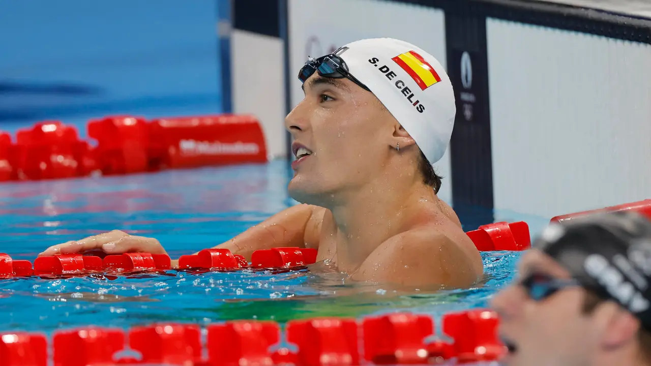 El nadador espa&ntilde;ol Sergio de Celis tras competir en su serie de los 100m estilo libre masculinos de los Juegos Ol&iacute;mpicos de Par&iacute;s 2024 en Nanterre. EFE/ Lavandeira Jr.