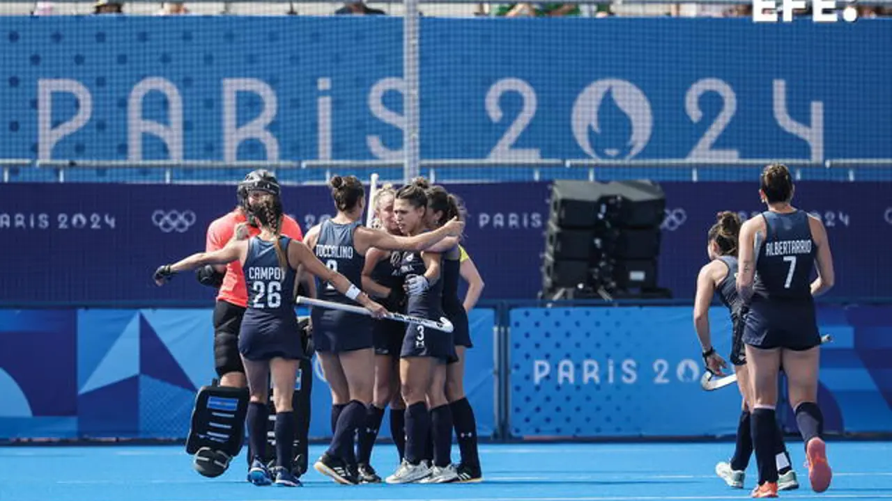 Las Leonas' argentinas. EFE/EPA/CHRISTOPHE PETIT TESSON