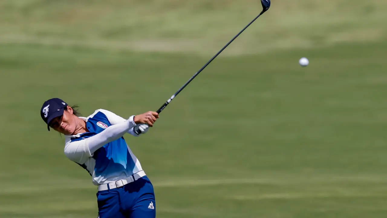 La francesa Celine Boutier, n&uacute;mero siete del ranking mundial, en le Le Golf National en Saint-Quentin-en-Yvelines, Francia. EFE/EPA/ERIK S. LESSER