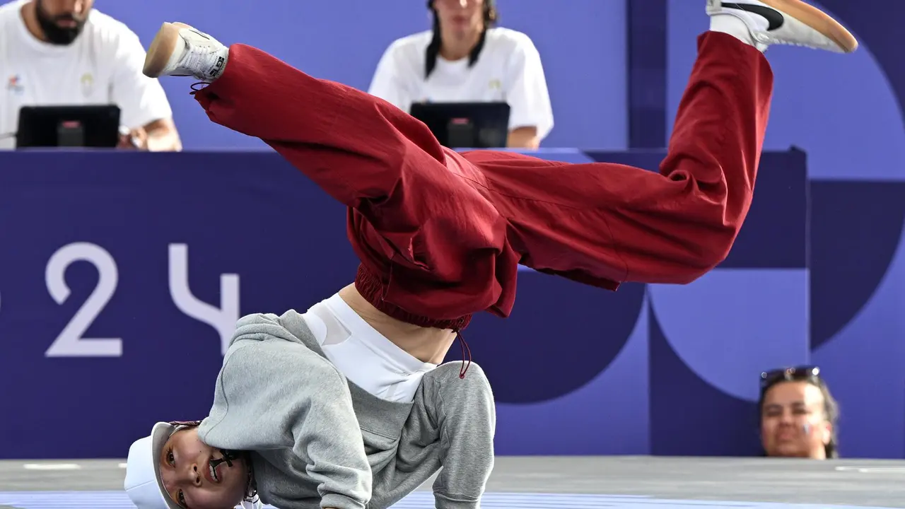 la japonesa Ami durante la prueba de breaking de los Juegos Ol&iacute;mpicos de Par&iacute;s 2024. FE/EPA/CAROLINE BLUMBERG